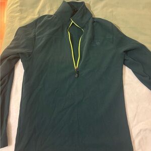 Mountain Hardwear Teal Pullover
